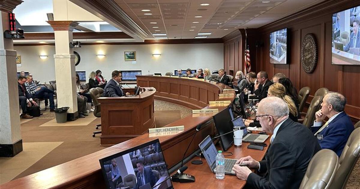 Dissent over economic development continues as landowner rights resolution advances