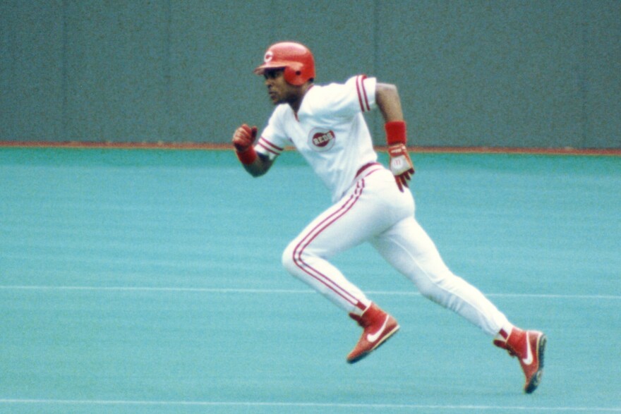 Cincinnati Reds on X: #OTD in #Reds history, 1988: Barry Larkin closes the  season with a 21-game hitting streak during which he produced 32 total hits  with 4 2B, 2 HR, 9