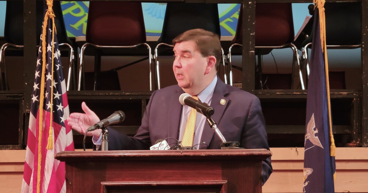 Energy prices, election security big topics at Mannion town hall meeting