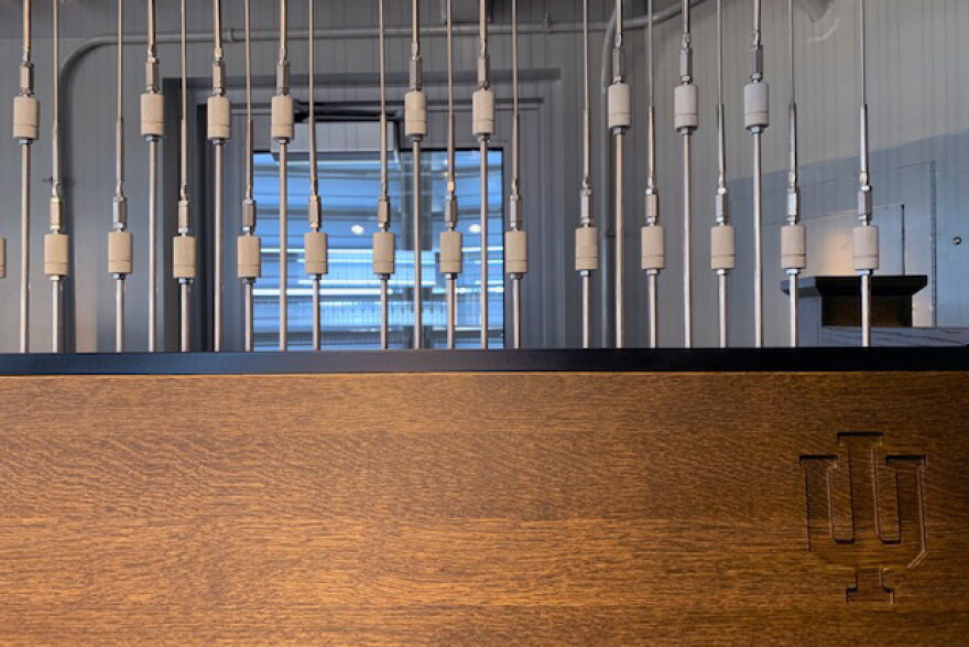 carillon panel