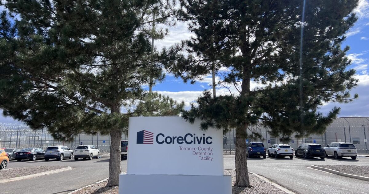 Alleged mail service interruption at Torrance County Detention Facility comes as ICE extends contract with detention facility