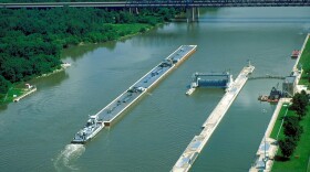 The Peoria Lock & Dam along the Illinois River near North Pekin, just south of the Shade-Lohmann Bridge..