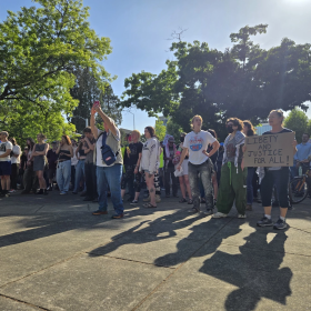 Protestors against ICE in Eugene