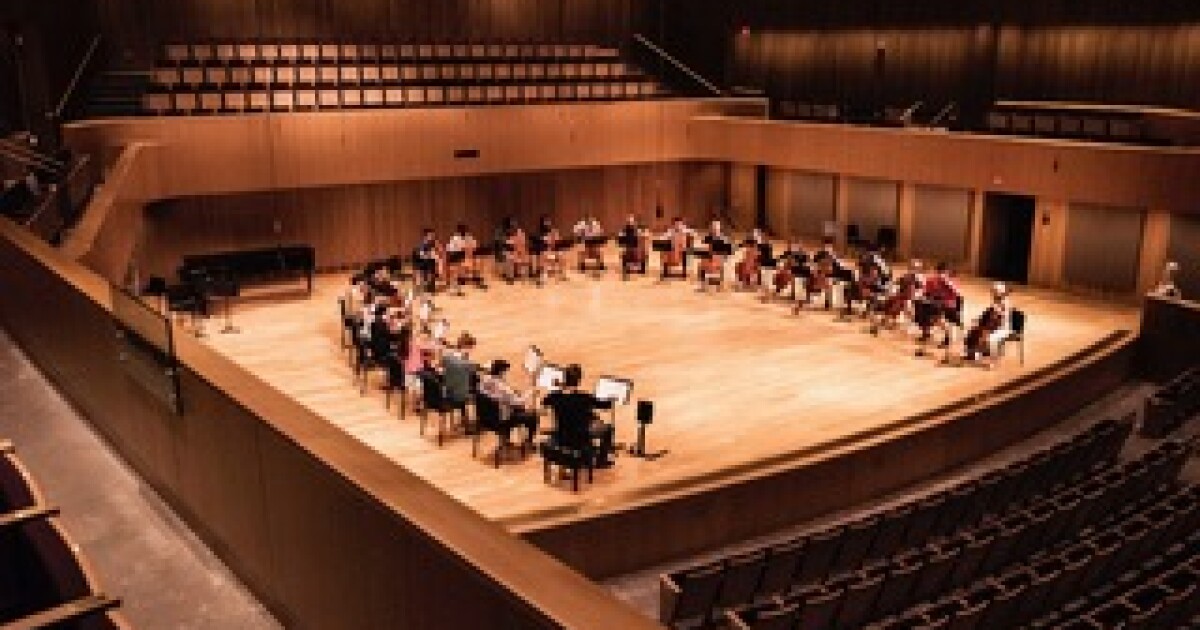 A classical music surprise honors the cello in Fredericksburg