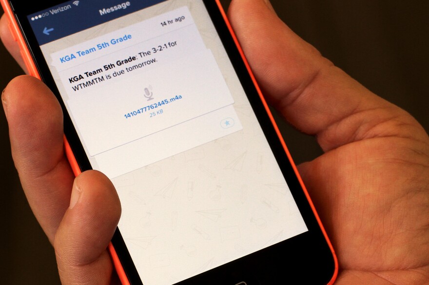 The Remind app enables teachers to send notes to a class en masse. Here, Michael Buist, a fifth-grade teacher in Chandler, Ariz., notifies parents and students about a reading assignment via a voice message.