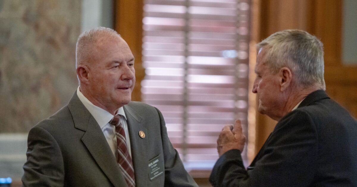 Kansas House passes bill regulating for-profit veterans claims consultants, despite legal concerns