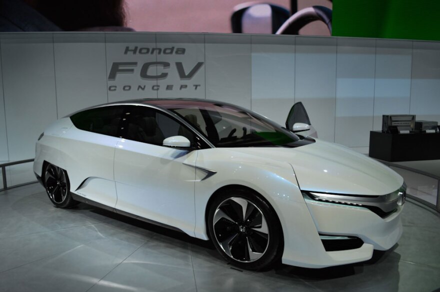 Honda's FCV Clarity concept at last years Detroit auto show (2014).