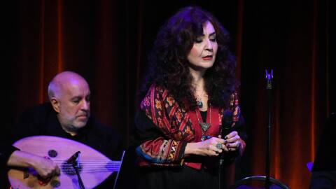 Mahsa Vahdat with Ara Dinkjian performing Woven Verses at The Freight.