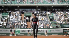 Serena Williams of the U.S. walks back to the baseline after returning a shot against Krystina Pliskova of the Czech Republic during their first round match of the French Open tennis tournament at the Roland Garros stadium in Paris, France, Tuesday, May 29, 2018. (Alessandra Tarantino/AP)