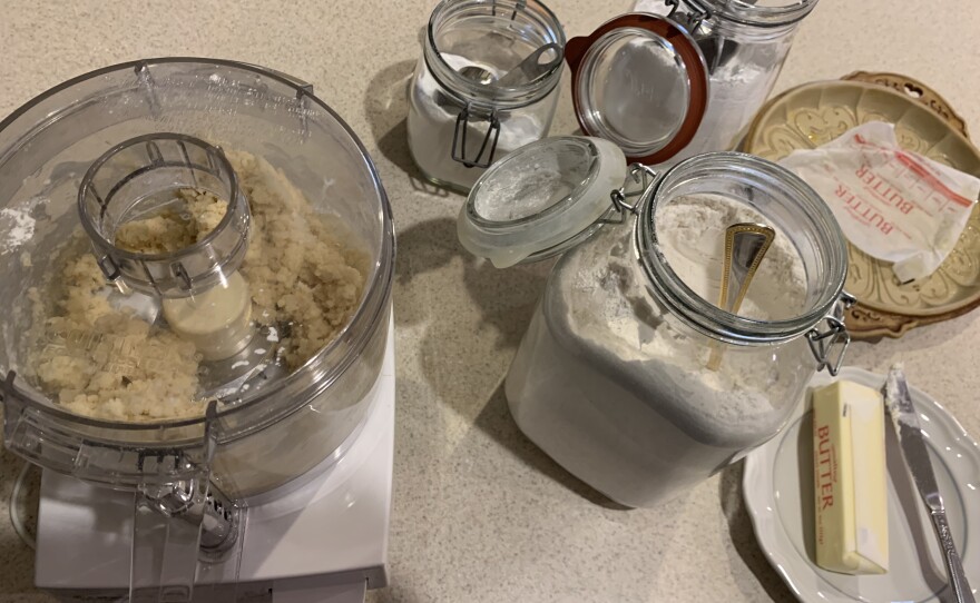 Let's go! Time for this MASTERPIECE super fan to bake!