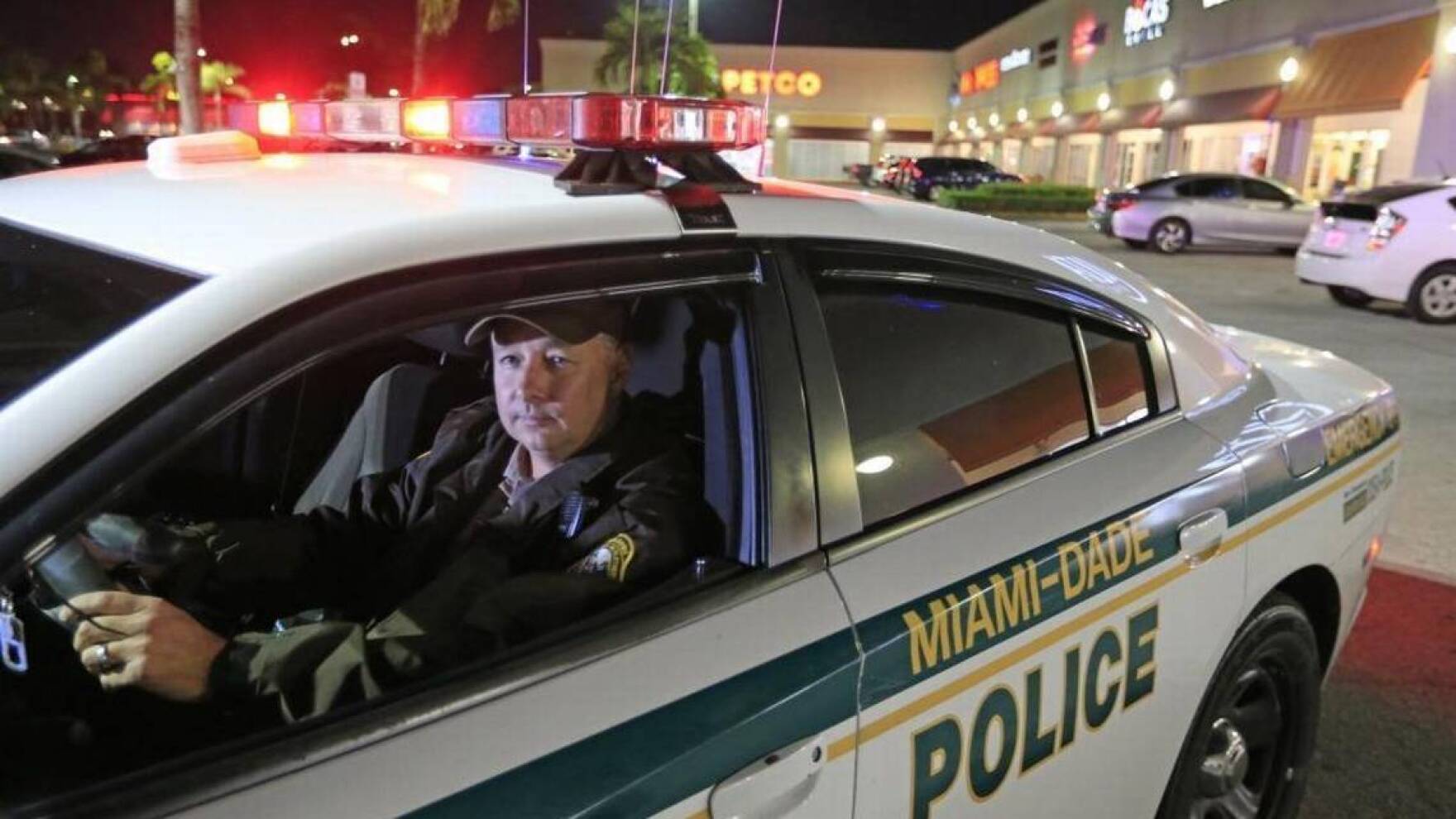 MiamiDade Police Launches New Unit To Deal With Mental Illness, Remove
