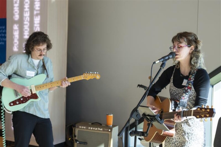 Patrick Mahoney Jr and Kennedy Hall perform at the CMC forum
