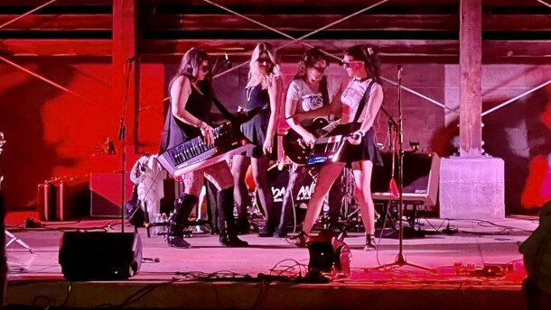 Whoa, Man! Nevera Sandland, Teresa Lyon, Sunny Taylor, Karis Schwab are all about Women Who Rock