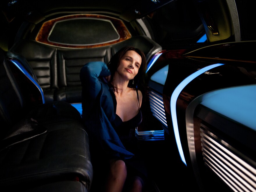 Didi Fancher (Juliette Binoche) is just one of the many characters who conference with Eric Packer in his limo.