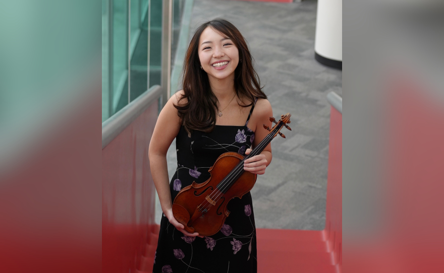 Violinist Erin Nishi.