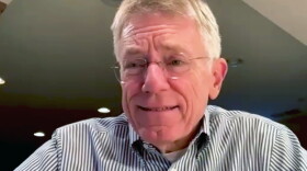 Columbus Mayor Jim Lienhoop