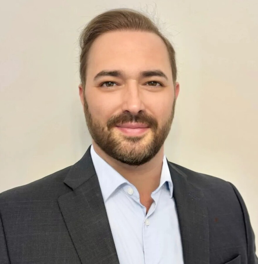7th District candidate Taner Demirci Lopez