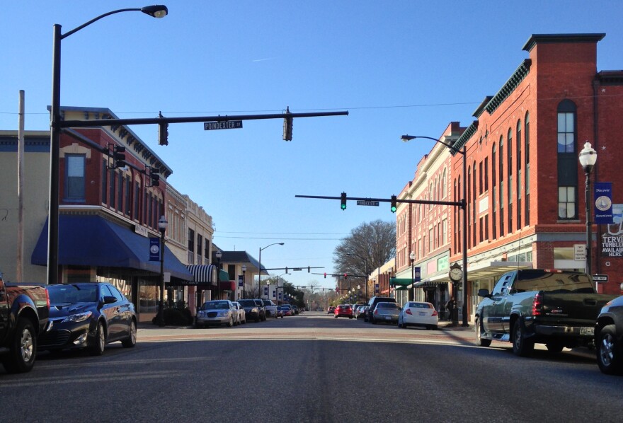 Main Street in Elizabeth City's historic downtown district