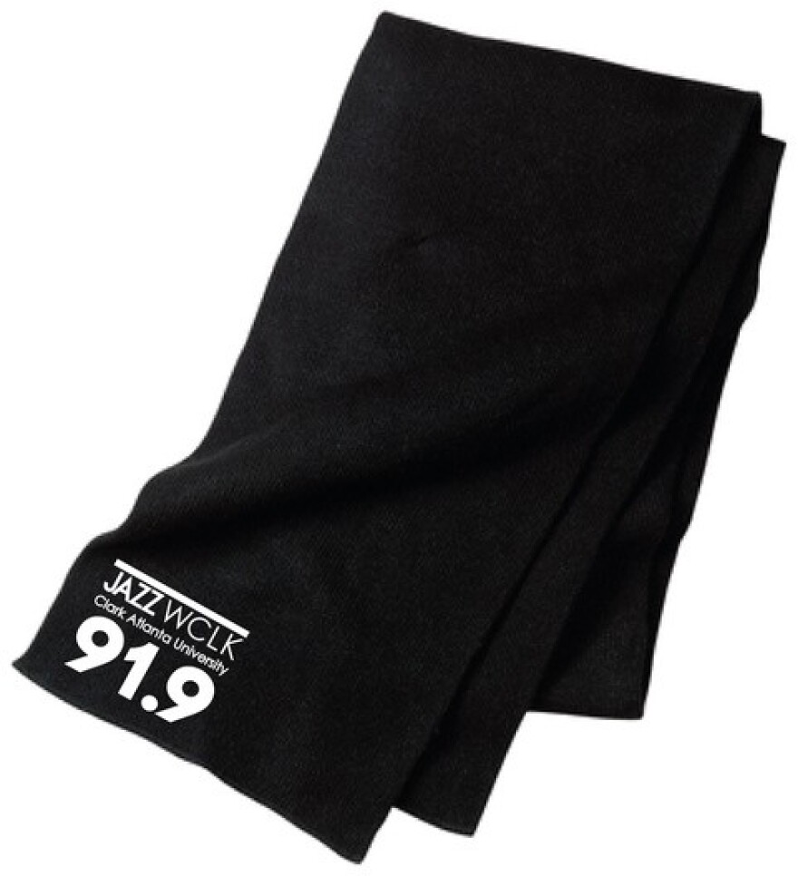 100421wclk_scarf_premium.jpg