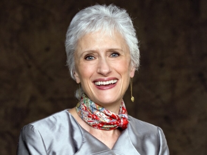 Sarah Paretsky is credited with revolutionizing the role of the female detective: Her protagonist V.I. Warshawski has a taste for Johnnie Walker Black — and for bending the rules and breaking laws.