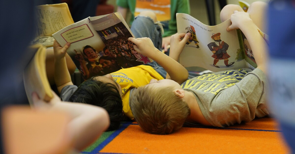 A northern Michigan school goes ‘no screens’ to boost literacy. Is it the right approach?