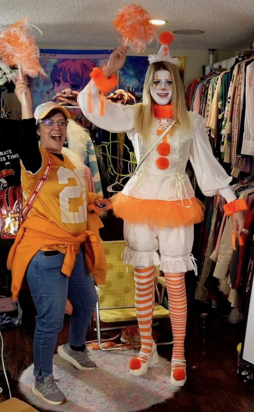 Gertsen poses with her mom in the Tennessee themed clown outfit she made for University of Tennessee's 2025 homecoming football game.