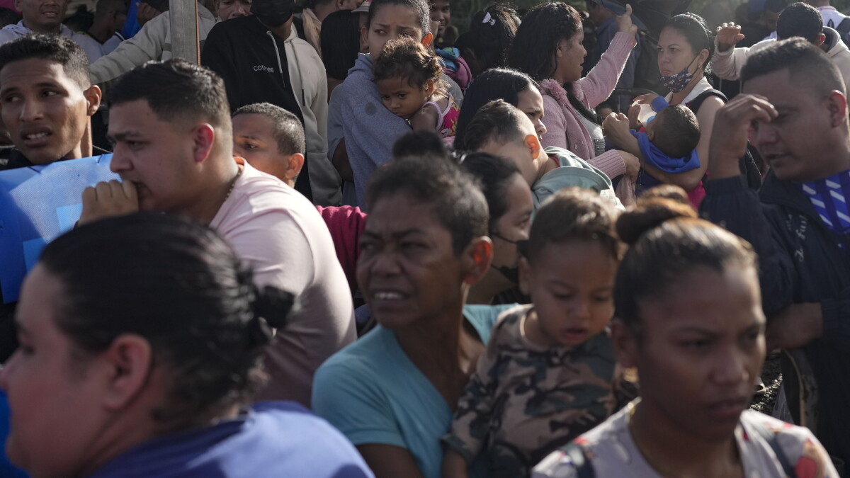 Brazil sends thousands of Venezuelan migrants to country's rich southern states - Vimarsana News