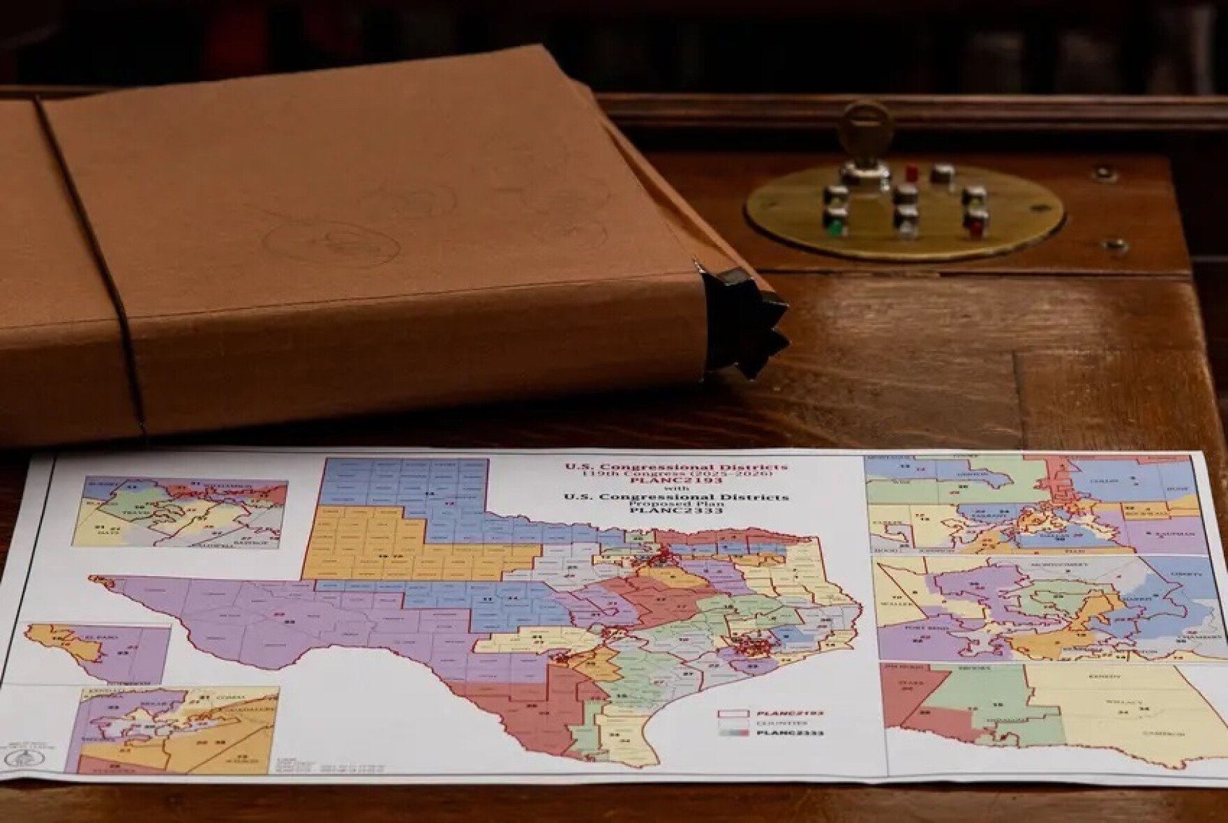 Federal hearing on Texas' controversial congressional maps begins: How ...