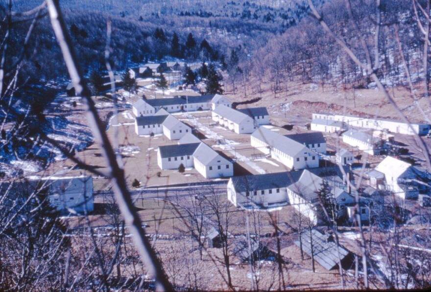 mill_point_prison_camp.jpg