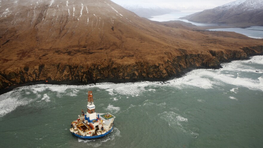 The 266-feet-wide Kulluk oil rig, seen here as it sat aground last Thursday, is being towed 30 miles to the north.