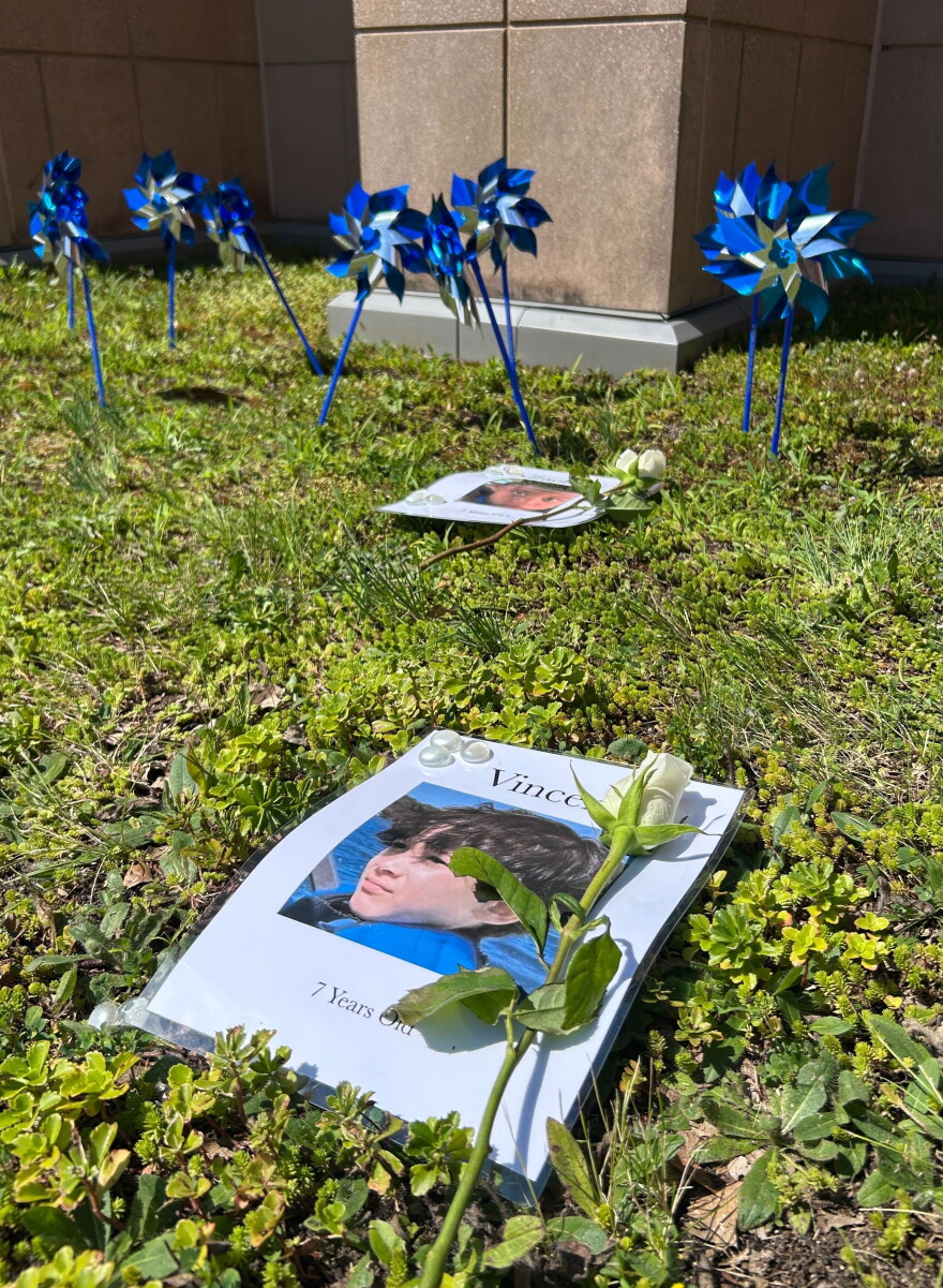 A memorial to deceased children.