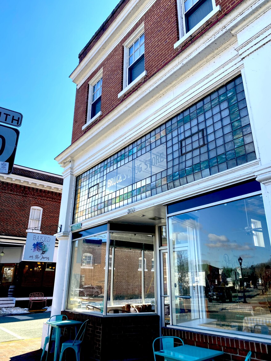 Bruce's Drug Store, run by pharmacist Thomas Ellison Bruce, operated in this location on the corner of Valley and West Main streets from 1928 to 2003.