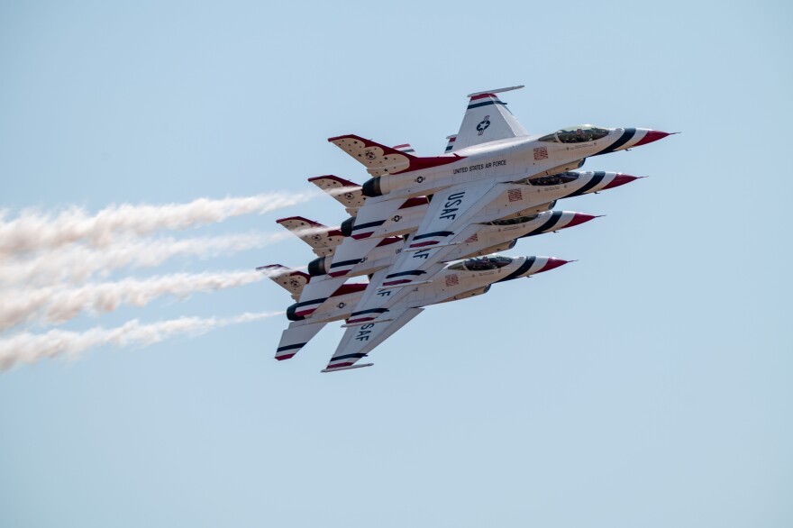 The U.S. Air Force Thunderbirds perform at Beale Air Force Base, Calif., June 6, 2025. (U.S. Air Force photo by Airman 1st Class Chelsea Arana)
