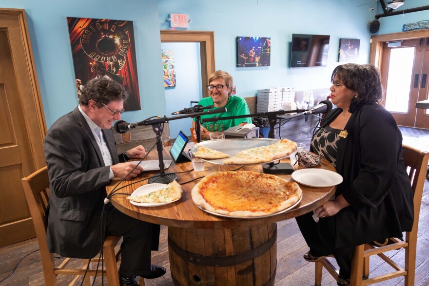 Peter Ricchiuti, William Stoudt, Nicole Barnes, Out to Lunch at NOLA Pizza