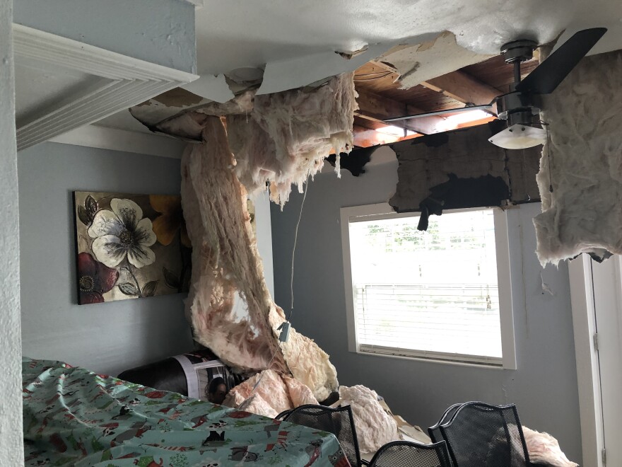 A home on Navarre Avenue in Sebring experienced a collapsed ceiling.
