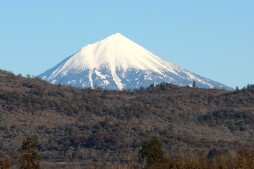 Mt McLoughlin cropped.jpg