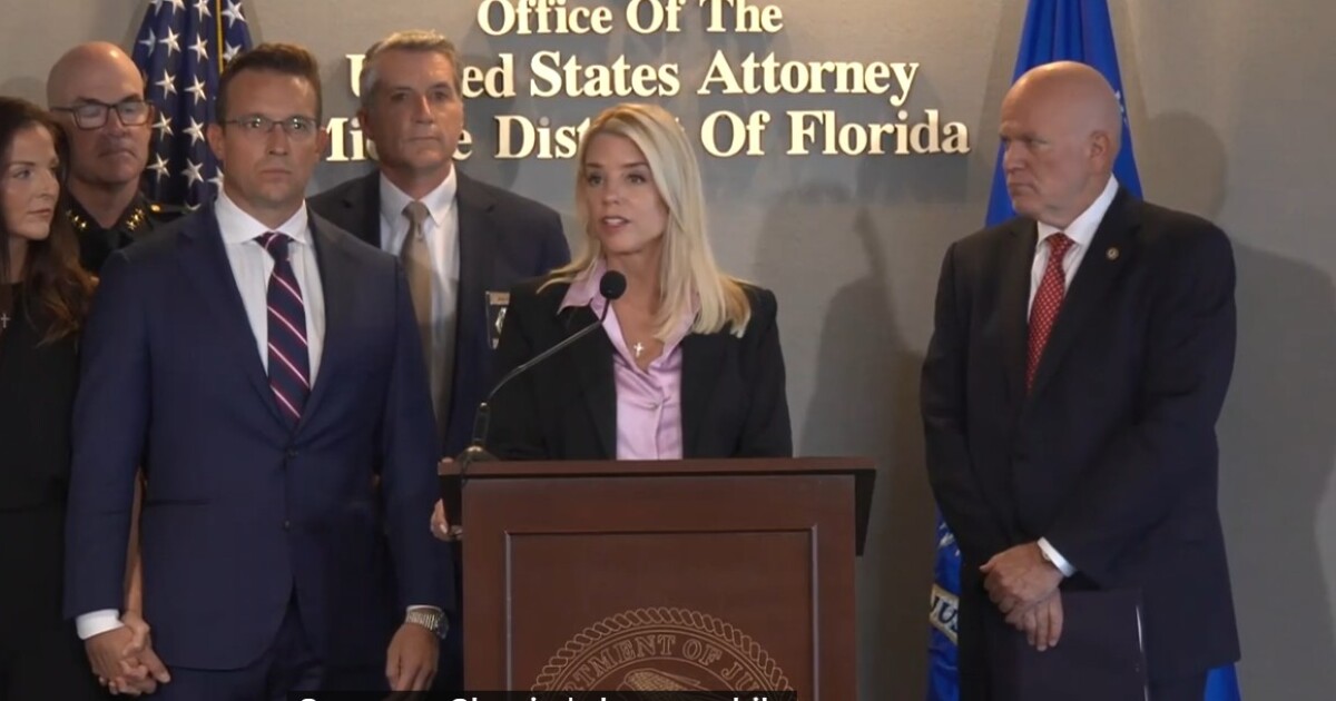 In Tampa, Bondi announces arrest of California man for making threat