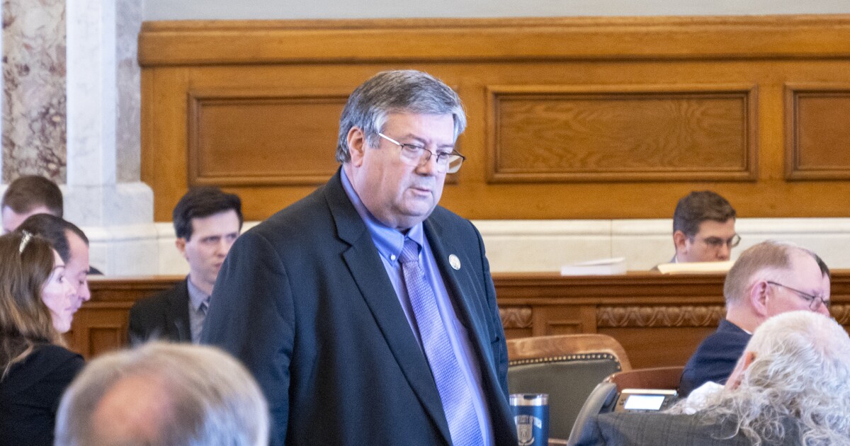 Kansas hopes to lure law students to rural areas by offering to pay part of their tuition