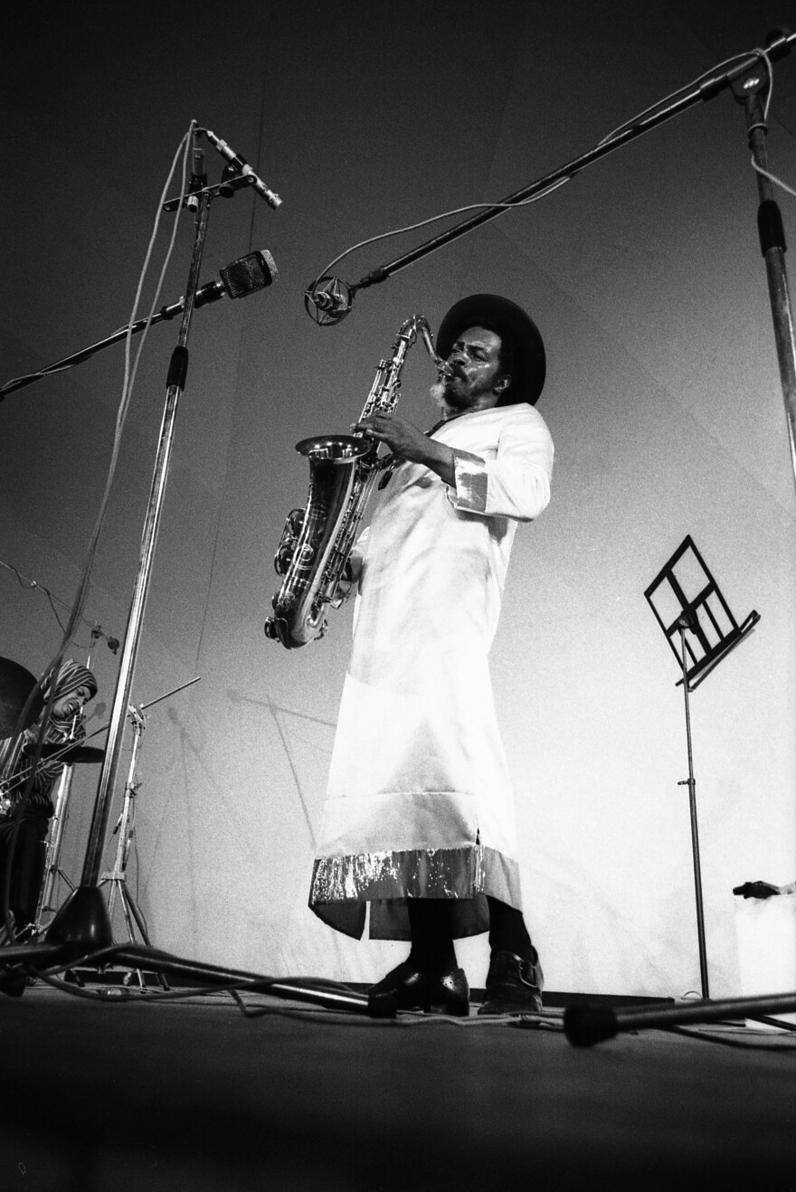 Albert Ayler performing under a geodesic dome on July 25, 1970. <em>Revelations</em> contains the full recordings from the saxophonist's two-night stint at Fondation Maeght outside Nice, France.