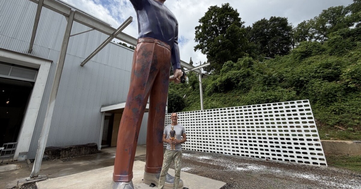 Randy Shull built a 22-foot statue of himself. He insists it’s for his father.