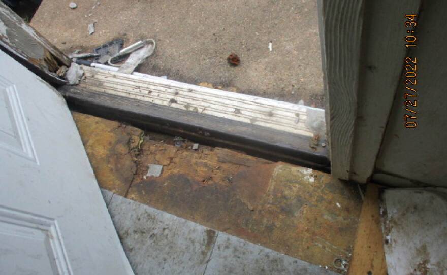 COM2022-00528 - SOCVAN SNEHA - DANH - MABCD-Photos - 7-29-2022_Page_14.jpg