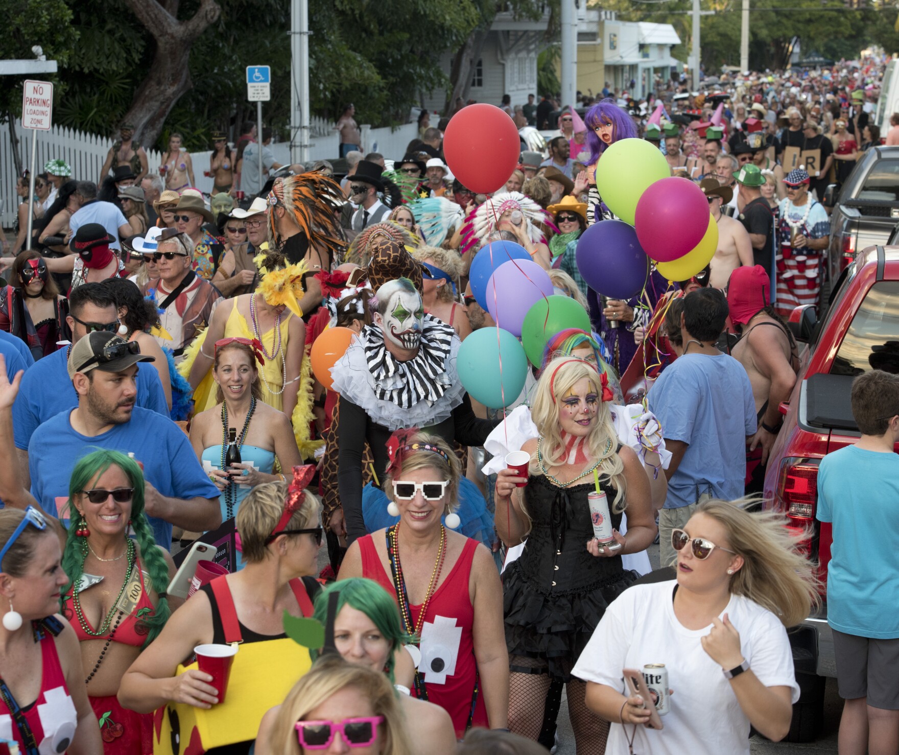 Partying Through The Pandemic Key West Braces For 'UnFantasy Fest