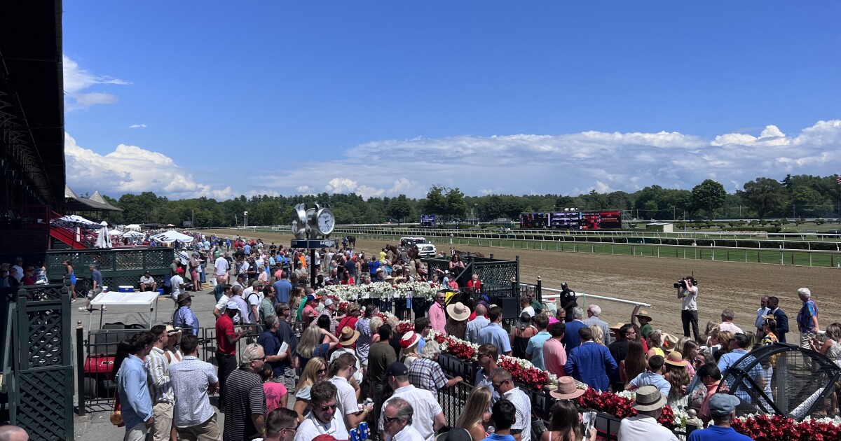 Image of Kentucky Derby 2025 venue with excited audience
