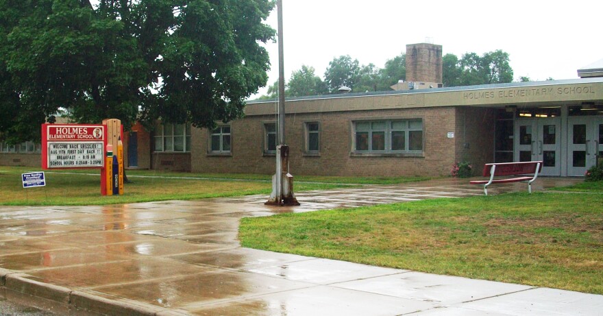 Holmes Elementary School