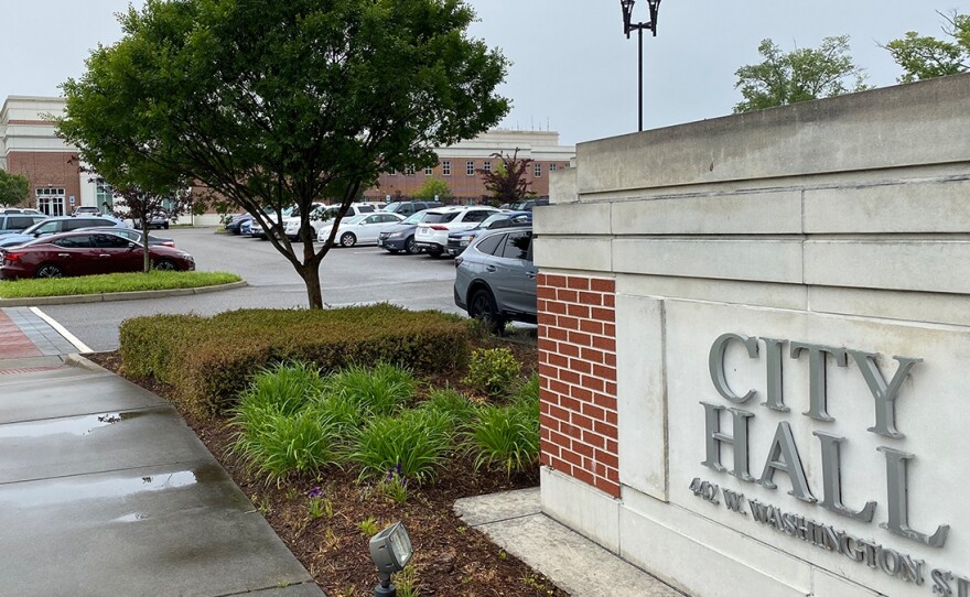 Suffolk City Hall as seen May, 2022. (Photo by Katherine Hafner)