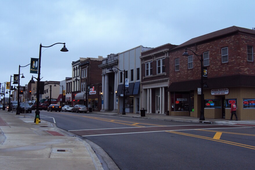 East Main Street in Belleville. Small businesses in this corridor, and across the St. Louis region, depend on strong holiday shopping revenue to stay in business.