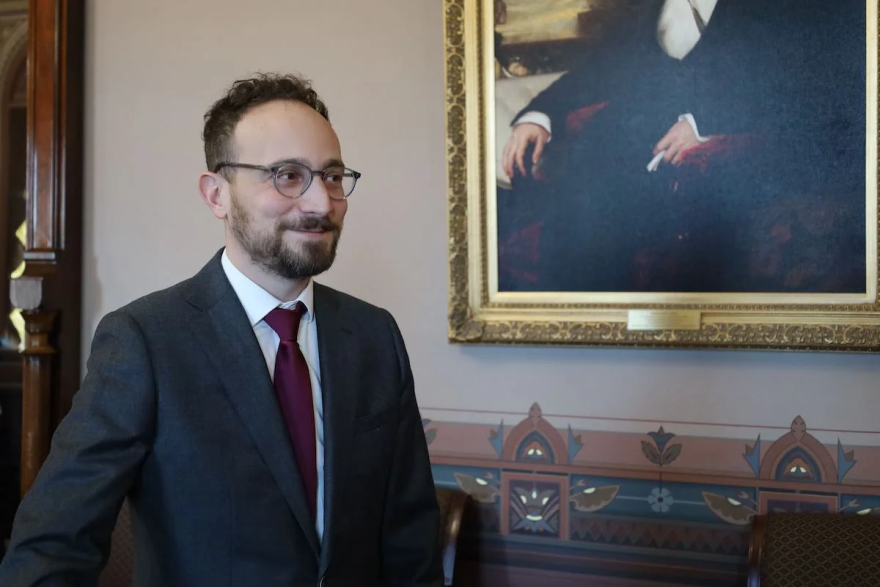 Jon Donenberg, deputy director, Economic Policy Council, discusses student loans at the White House.