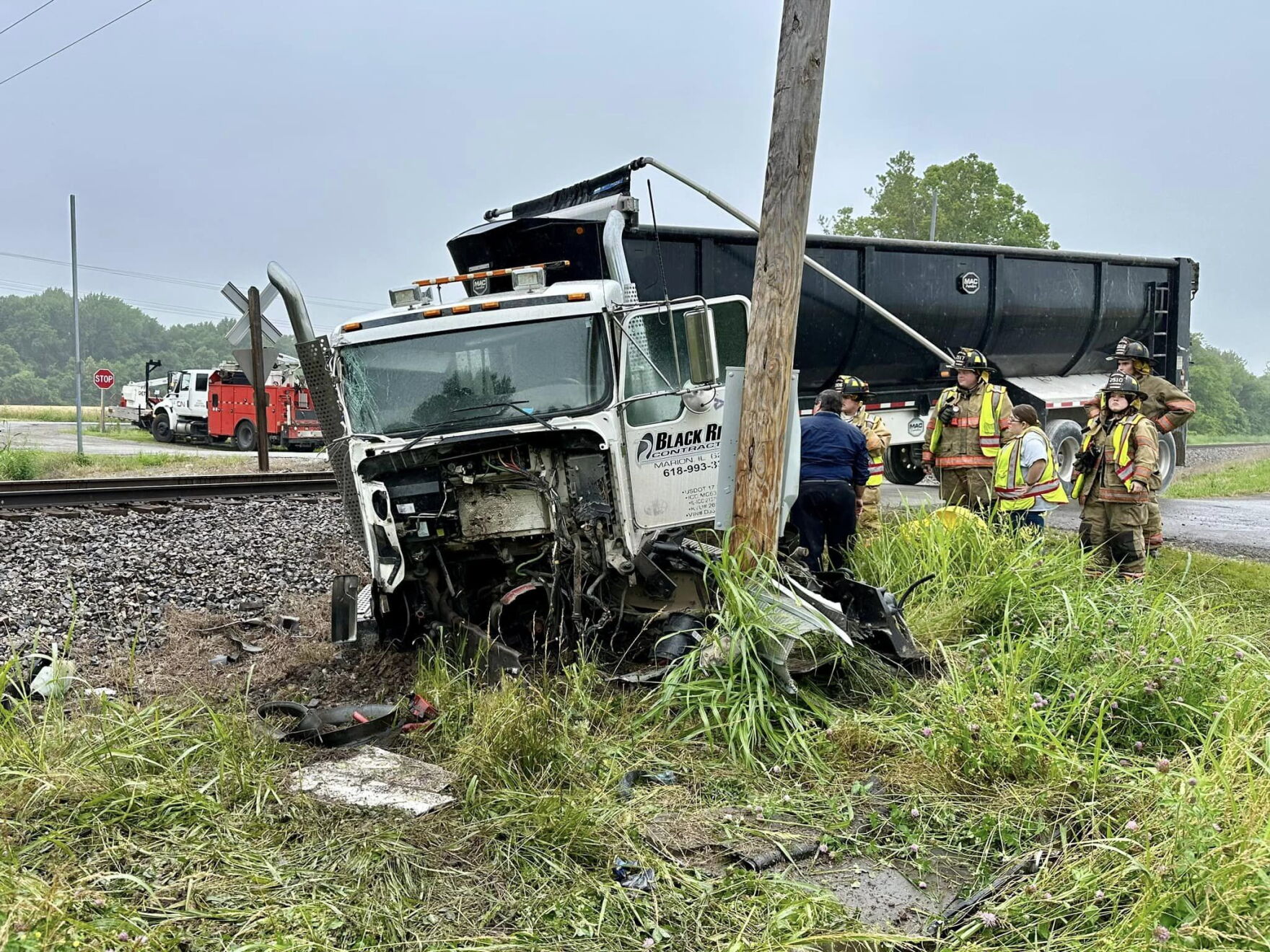 An Amtrak train and a tractor trailer collide north of Carbondale | WSIU