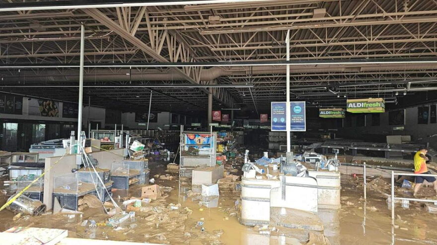 Aldi in East Asheville. Photo by Saedras Pare