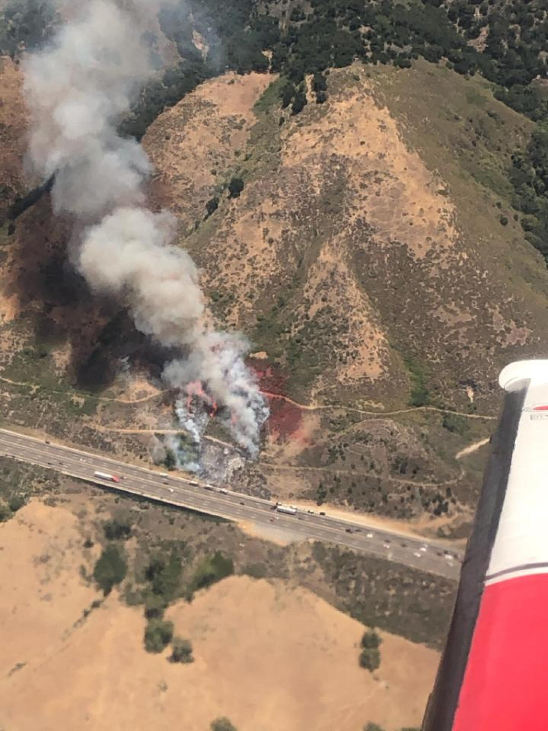 Cal Fire SLO reports vegetation fire on Cuesta Grade